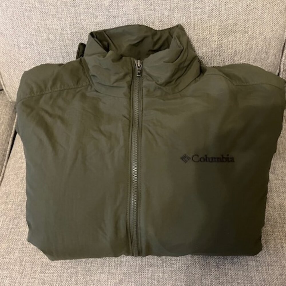 Army Green Columbia Men's Medium Fleece Lined Coat